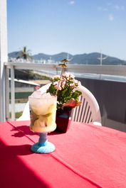 Comfortable Sea Front, 2 Dorm, Air Cond., Wifi, Garage