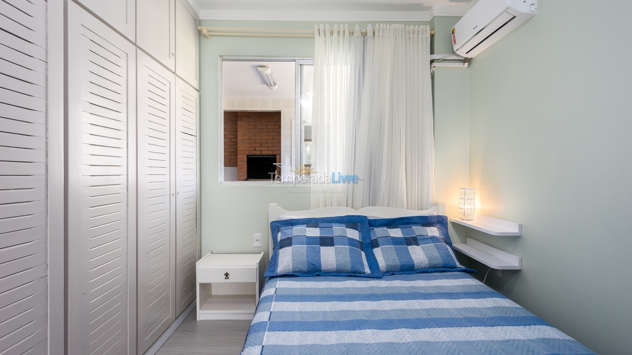 Apartment for vacation rental in Itapema (Meia Praia)