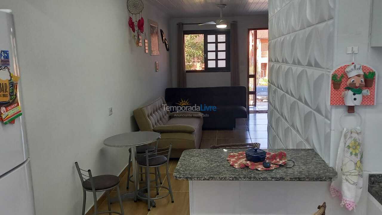 Casa para alquiler de vacaciones em Ubatuba (Maranduba)