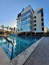 Beautiful Apt w/ 2 Suites at Palmas Premier