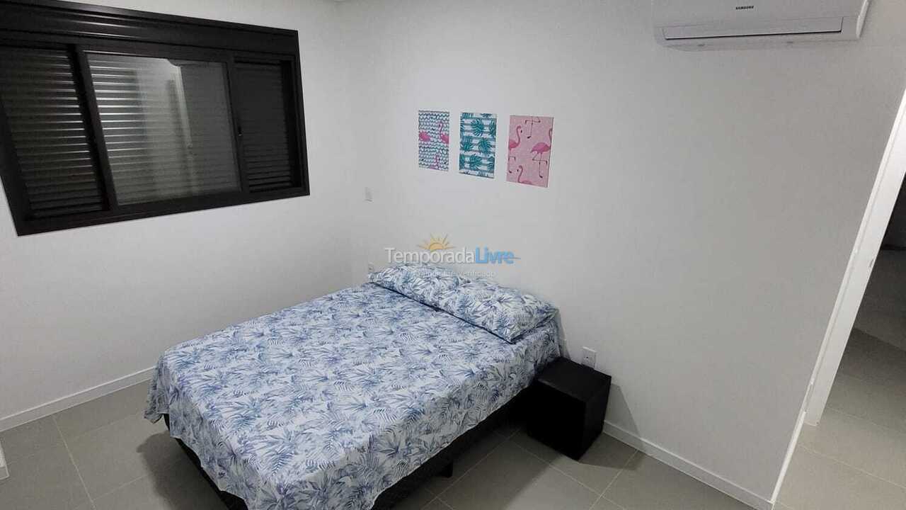 Apartment for vacation rental in Governador Celso Ramos (Praia de Palmas)