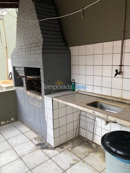 Apartamento para aluguel de temporada em Guarapari (Praia do Morro)