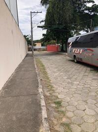 Apartamento 2°andar á 2 minutinhos do mar.