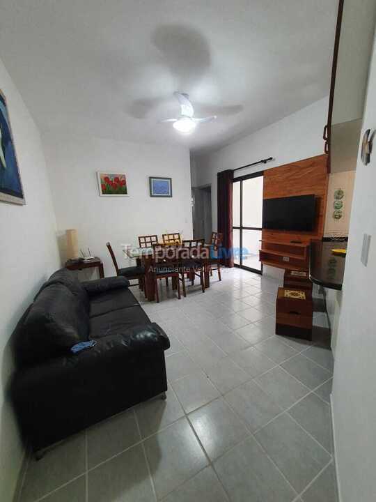 Apartamento para aluguel de temporada em Ubatuba (Praia das Toninhas)