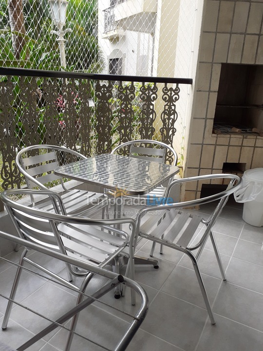 Apartamento para aluguel de temporada em Ubatuba (Praia das Toninhas)