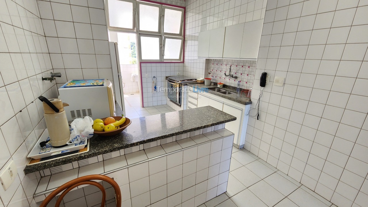 Apartamento para aluguel de temporada em Guarujá (Pitangueiras)