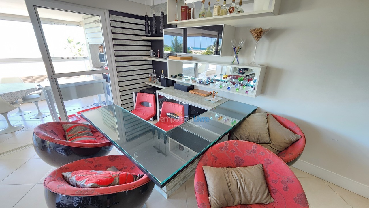 Apartamento para aluguel de temporada em Guarujá (Pitangueiras)