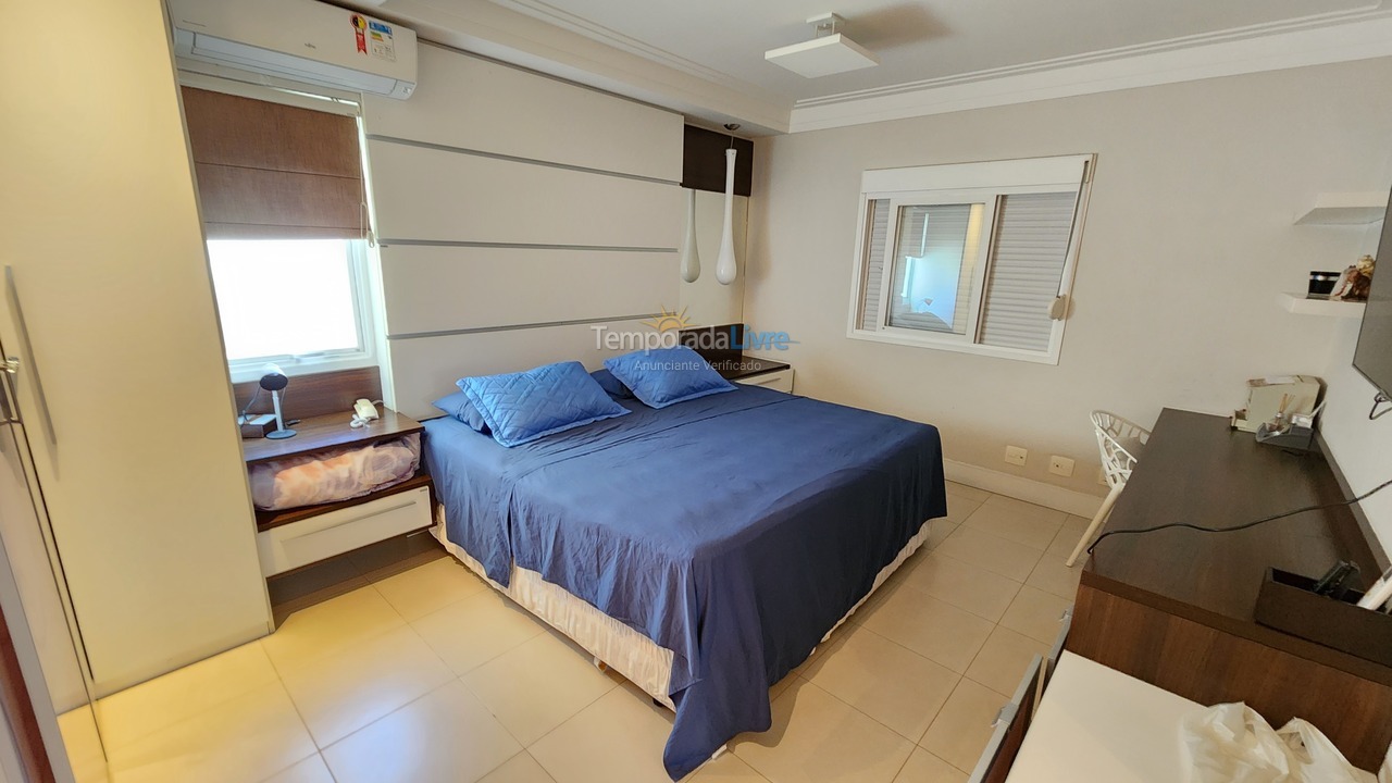 Apartamento para aluguel de temporada em Guarujá (Pitangueiras)