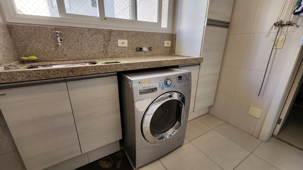 Apartamento para aluguel de temporada em Guarujá (Pitangueiras)