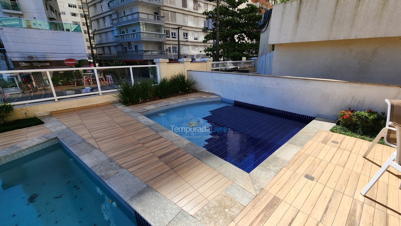 Apartamento para aluguel de temporada em Guarujá (Pitangueiras)