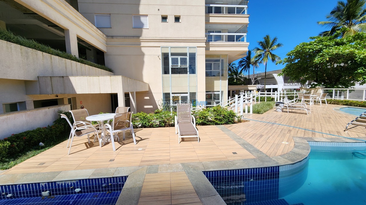 Apartamento para aluguel de temporada em Guarujá (Pitangueiras)