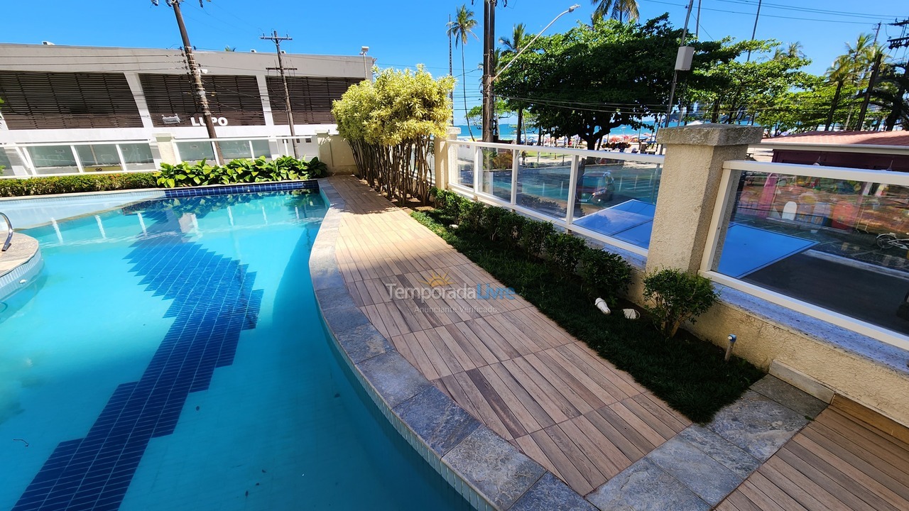 Apartamento para aluguel de temporada em Guarujá (Pitangueiras)