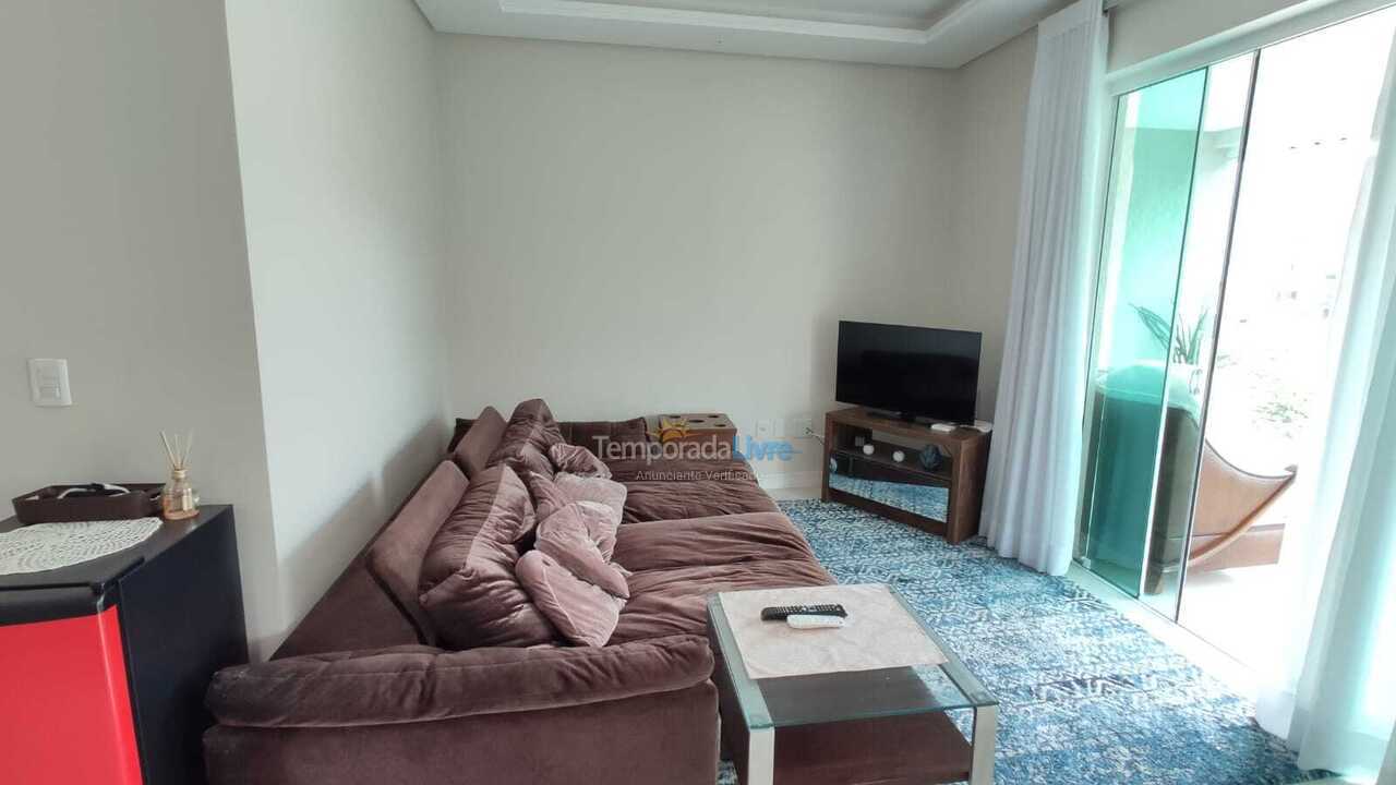 Apartamento para aluguel de temporada em Itapema (Centro)