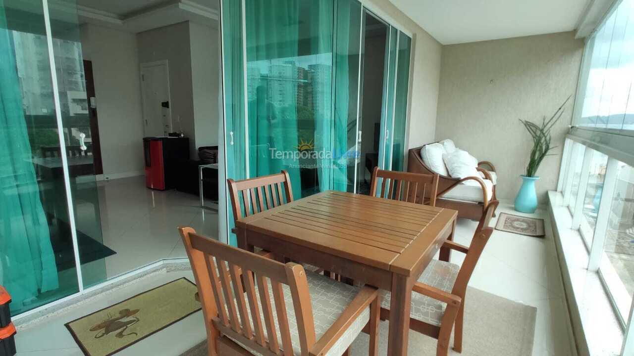 Apartamento para aluguel de temporada em Itapema (Centro)