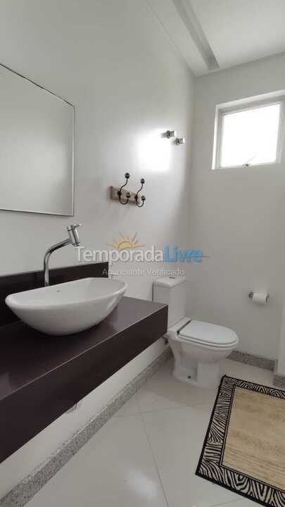 Apartamento para aluguel de temporada em Itapema (Centro)