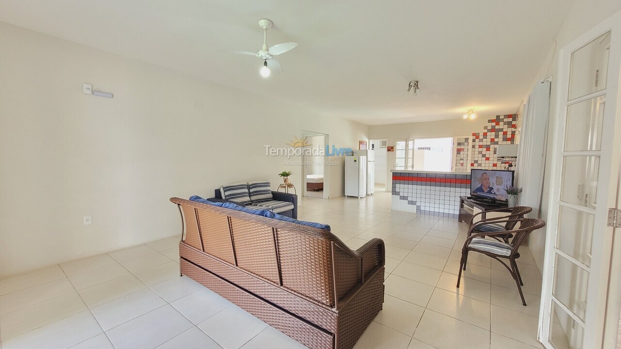 Casa para aluguel de temporada em Florianopolis (Canasvieiras)