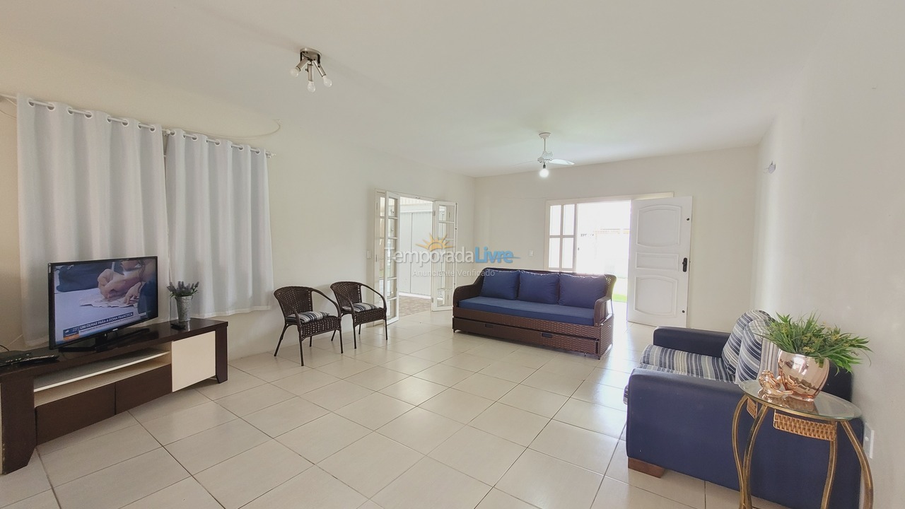 Casa para aluguel de temporada em Florianopolis (Canasvieiras)