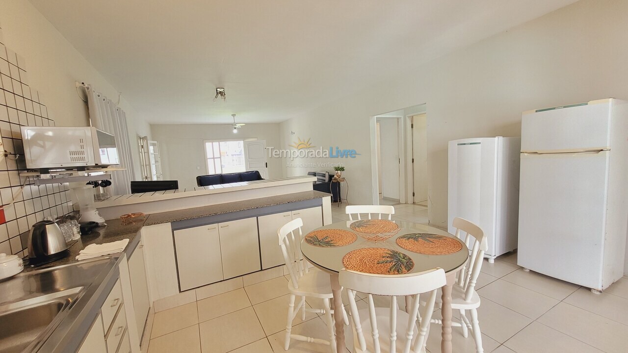 Casa para aluguel de temporada em Florianopolis (Canasvieiras)