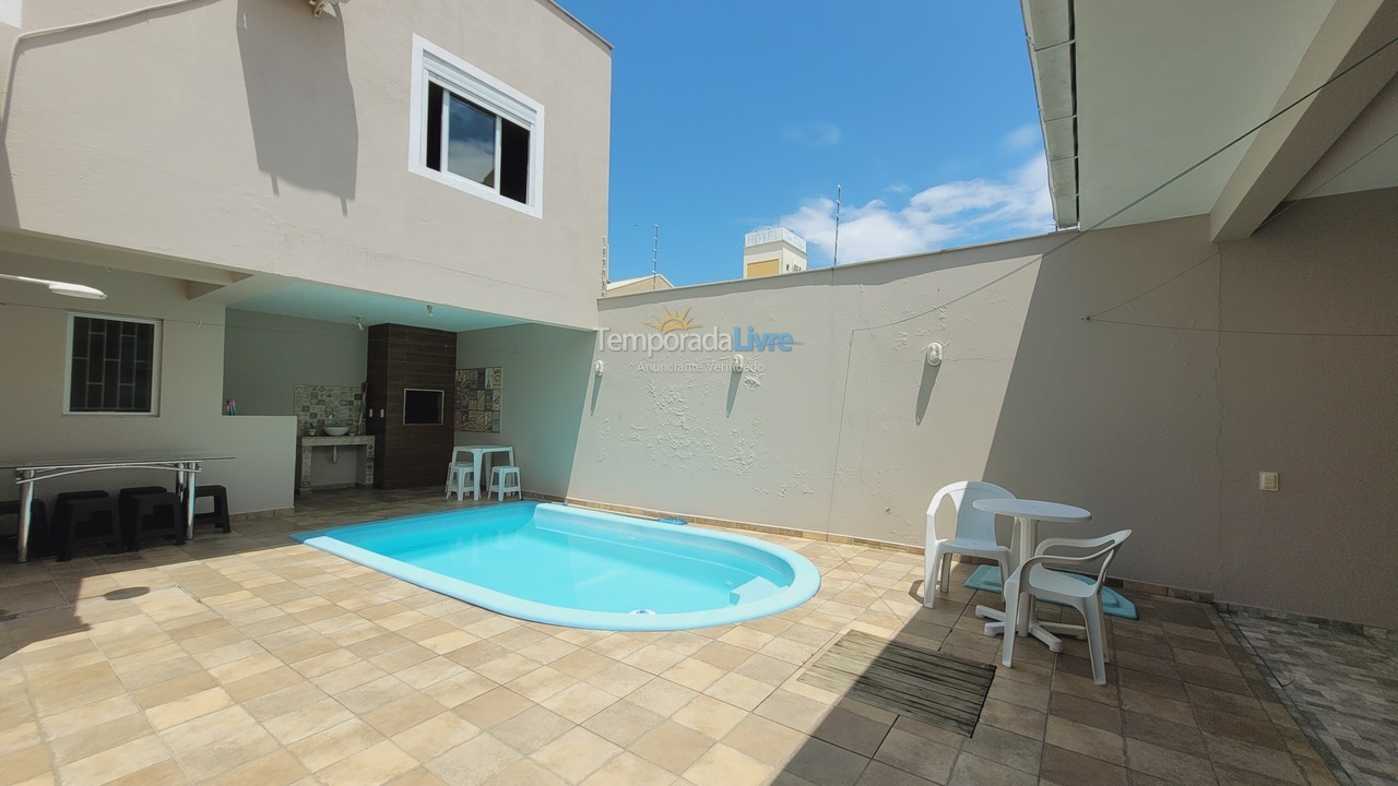 Casa para aluguel de temporada em Florianopolis (Canasvieiras)