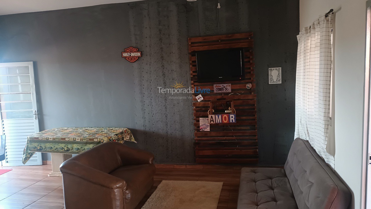 Casa para alquiler de vacaciones em Brotas (Jd dos Bosques)