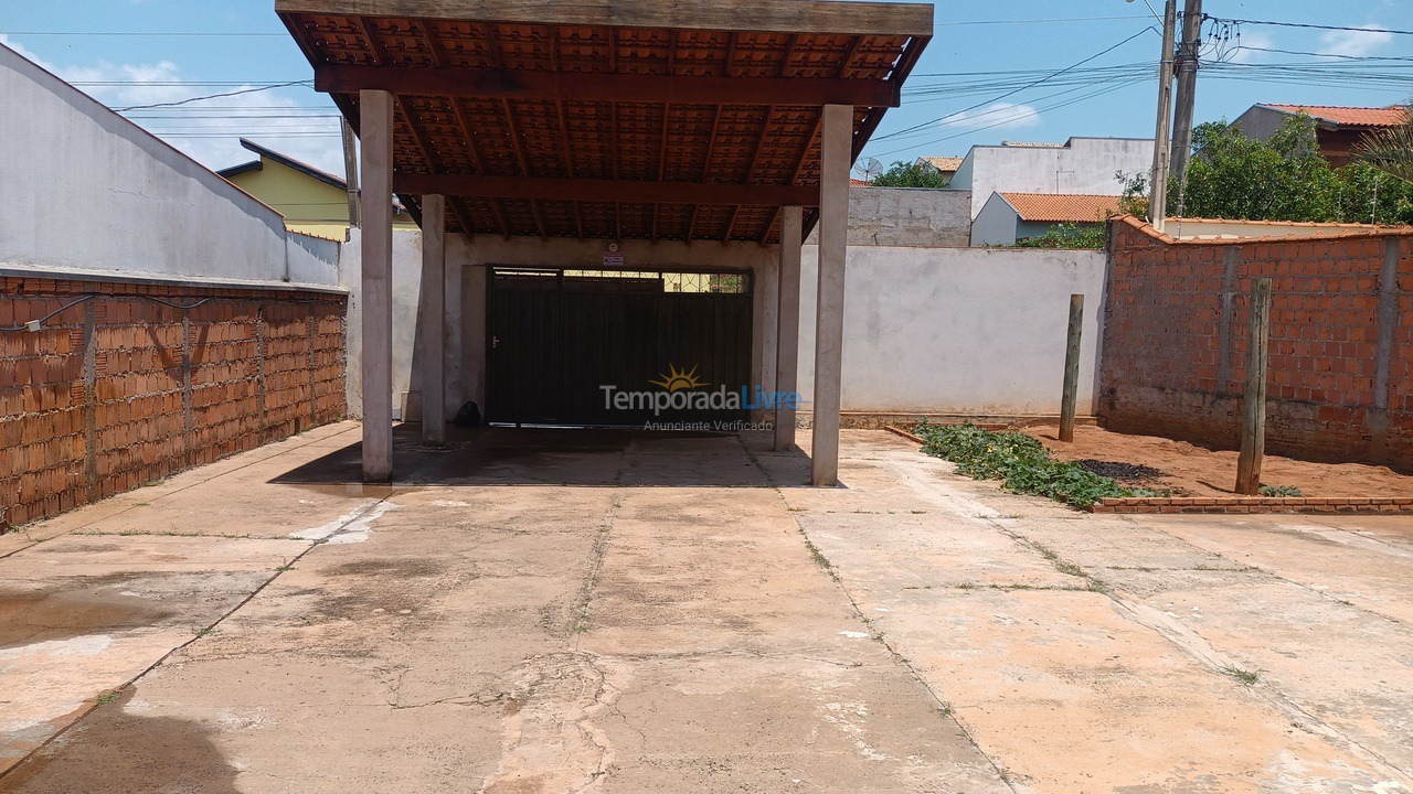 Casa para alquiler de vacaciones em Brotas (Jd dos Bosques)