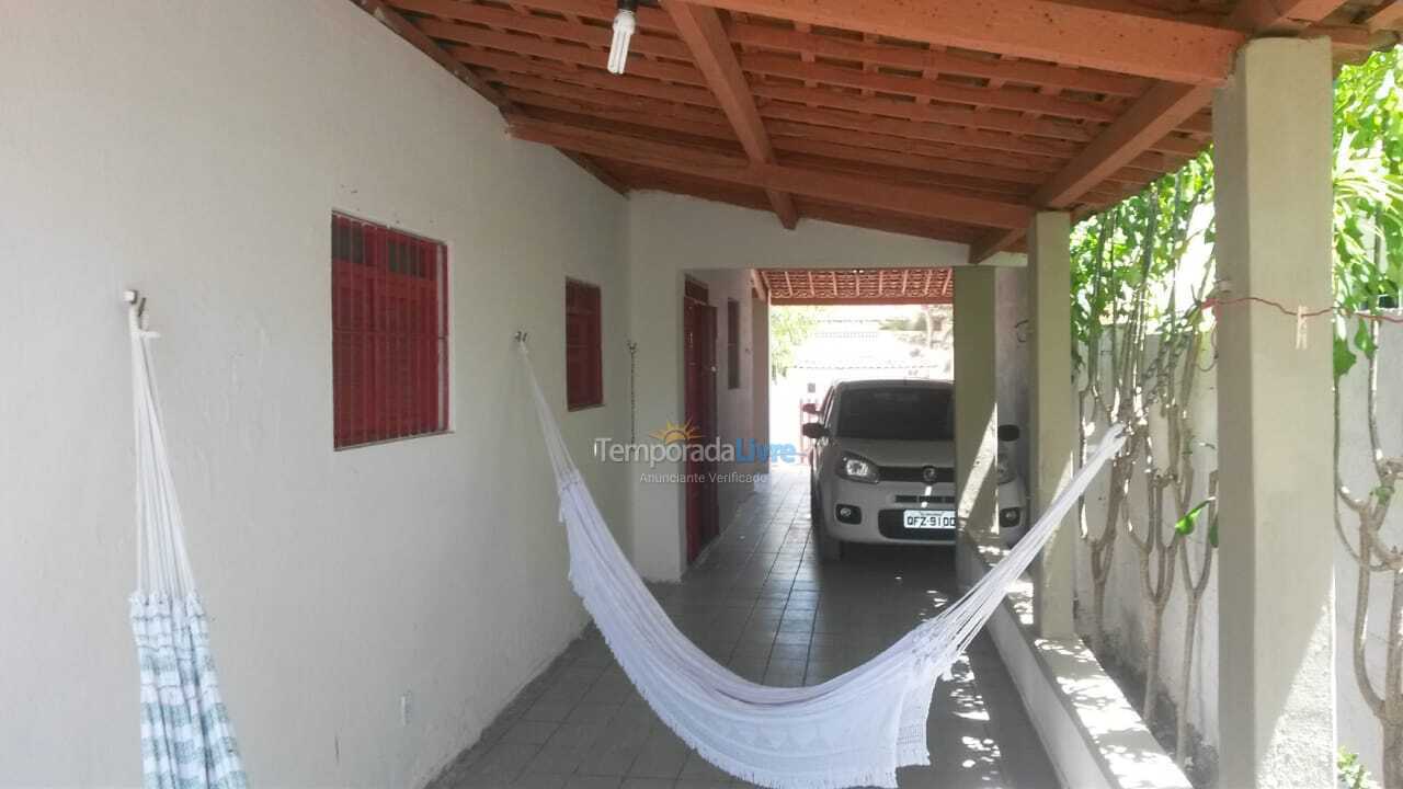 Casa para aluguel de temporada em Lucena (Camaçarí)