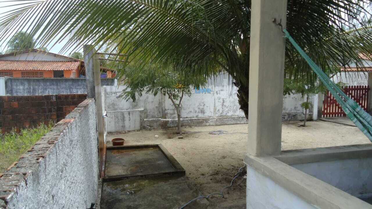 Casa para aluguel de temporada em Lucena (Camaçarí)