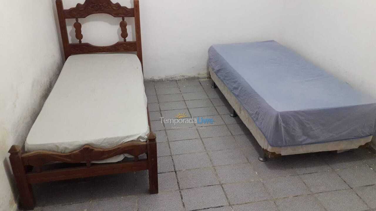 Casa para aluguel de temporada em Lucena (Camaçarí)
