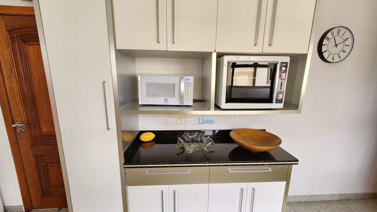Apartamento para alquiler de vacaciones em Guarujá (Pitangueiras)