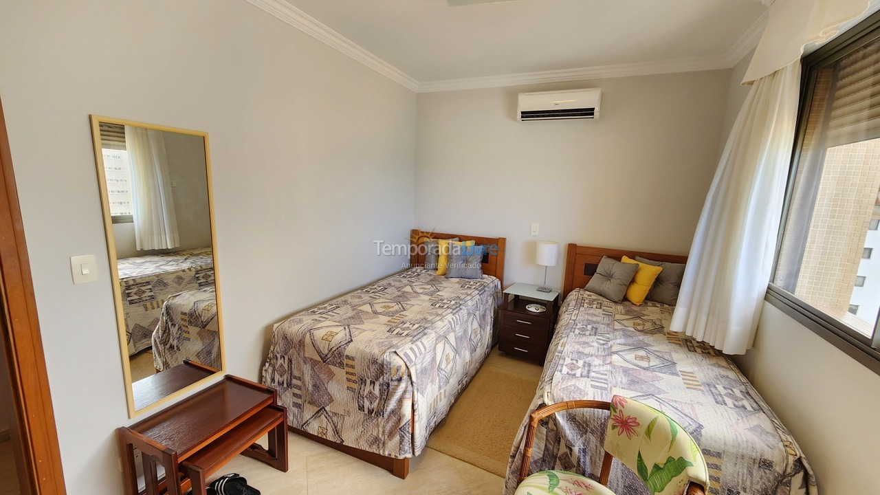 Apartamento para alquiler de vacaciones em Guarujá (Pitangueiras)