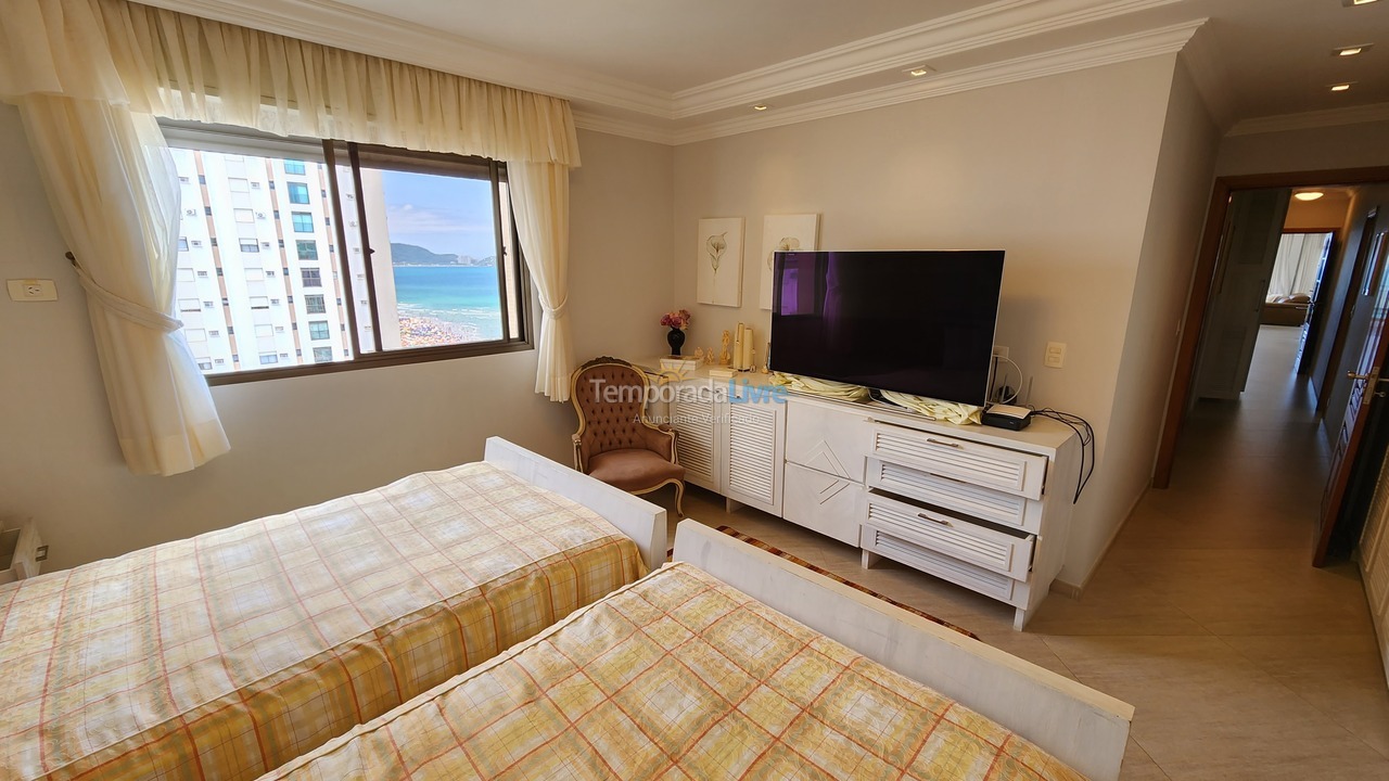 Apartamento para alquiler de vacaciones em Guarujá (Pitangueiras)