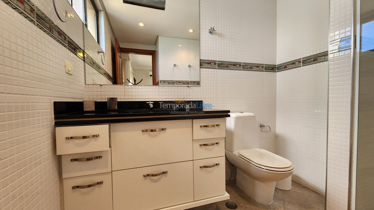 Apartamento para alquiler de vacaciones em Guarujá (Pitangueiras)