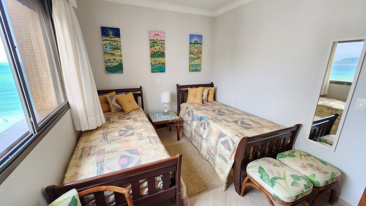 Apartamento para alquiler de vacaciones em Guarujá (Pitangueiras)