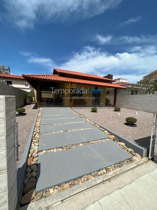 House for vacation rental in Governador Celso Ramos (Praia de Palmas)