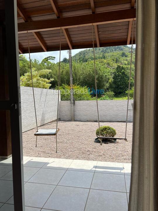 House for vacation rental in Governador Celso Ramos (Praia de Palmas)