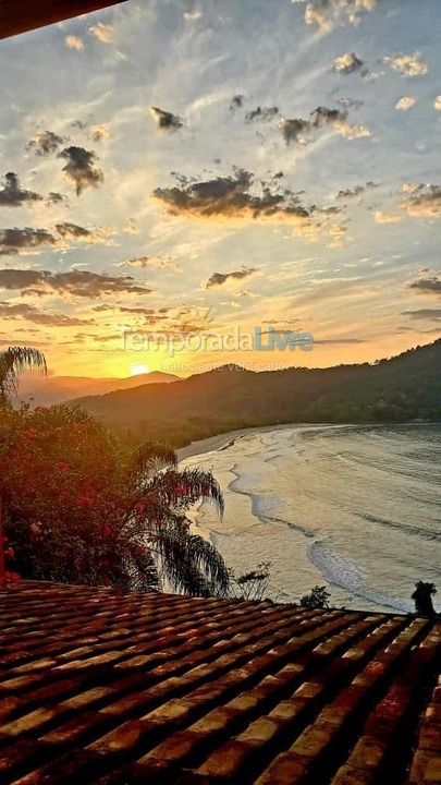 Casa para aluguel de temporada em São Sebastião (Barra do Sahy)