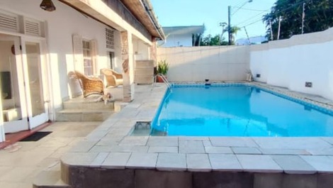House for rent in Guarujá - Enseada