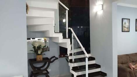 Escada de acesso aos quartos