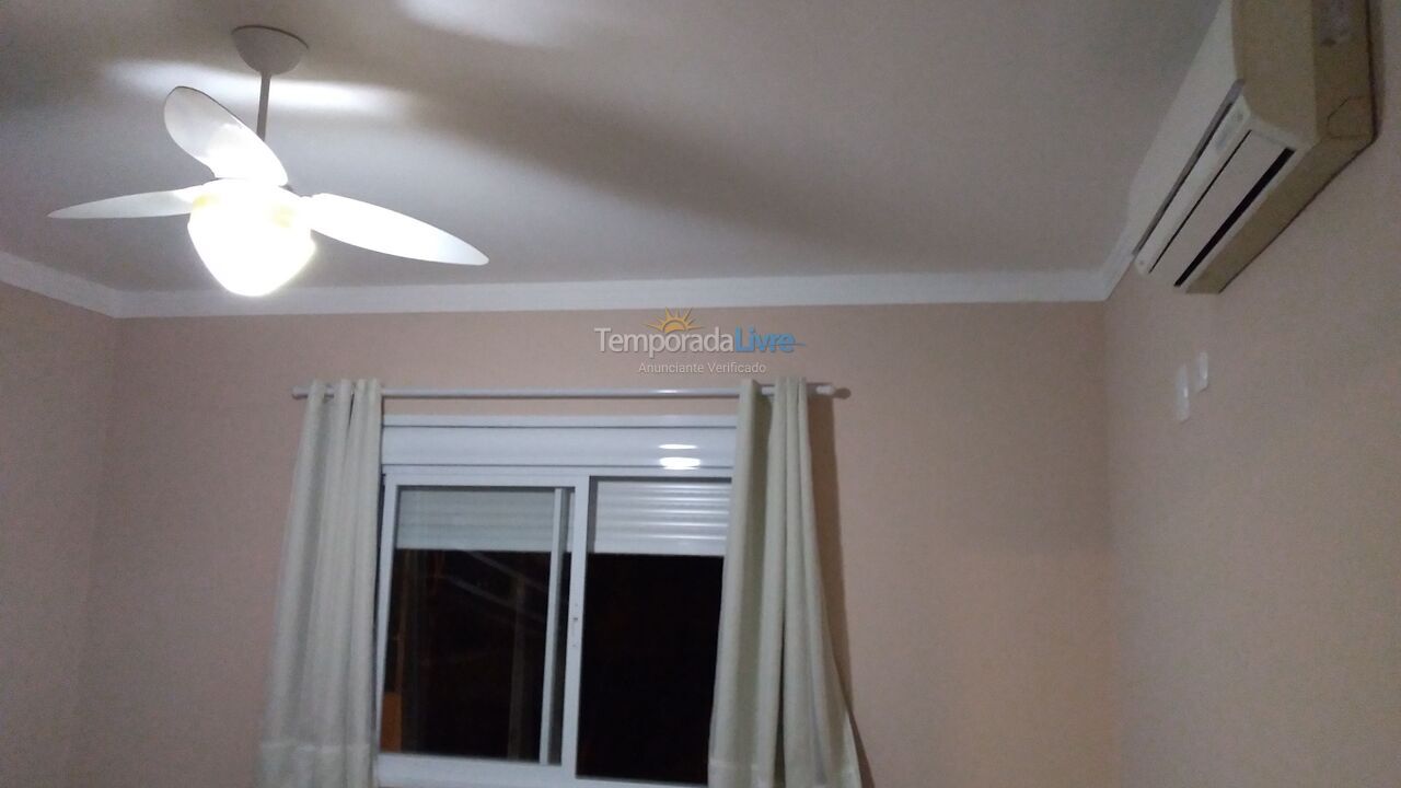 House for vacation rental in Bertioga (Praia de Guaratuba)