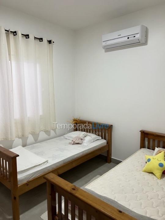 Casa para aluguel de temporada em São Francisco do Sul (Prainha)