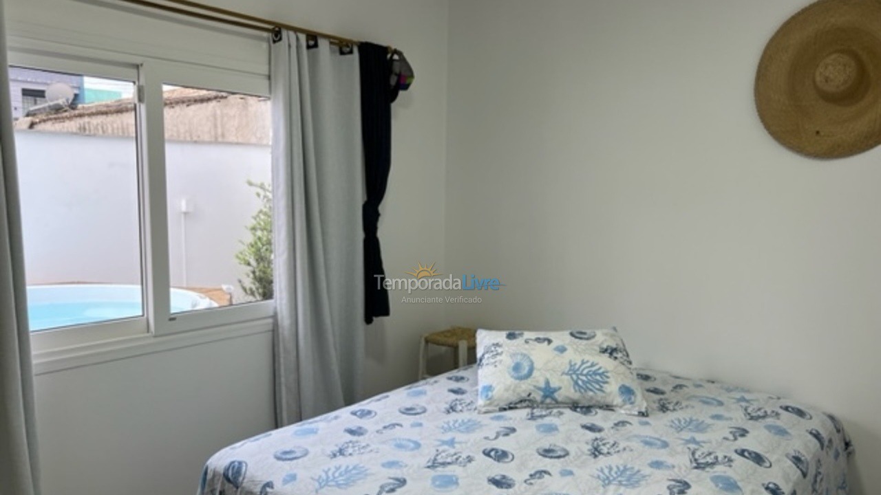 Casa para aluguel de temporada em São Francisco do Sul (Prainha)