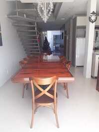 Beautiful Townhouse with 1 suite with AC, 4 more bedrooms, WI-FI, 120m sea