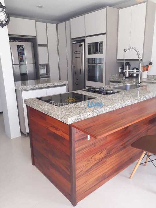 House for vacation rental in São Francisco do Sul (Enseada)