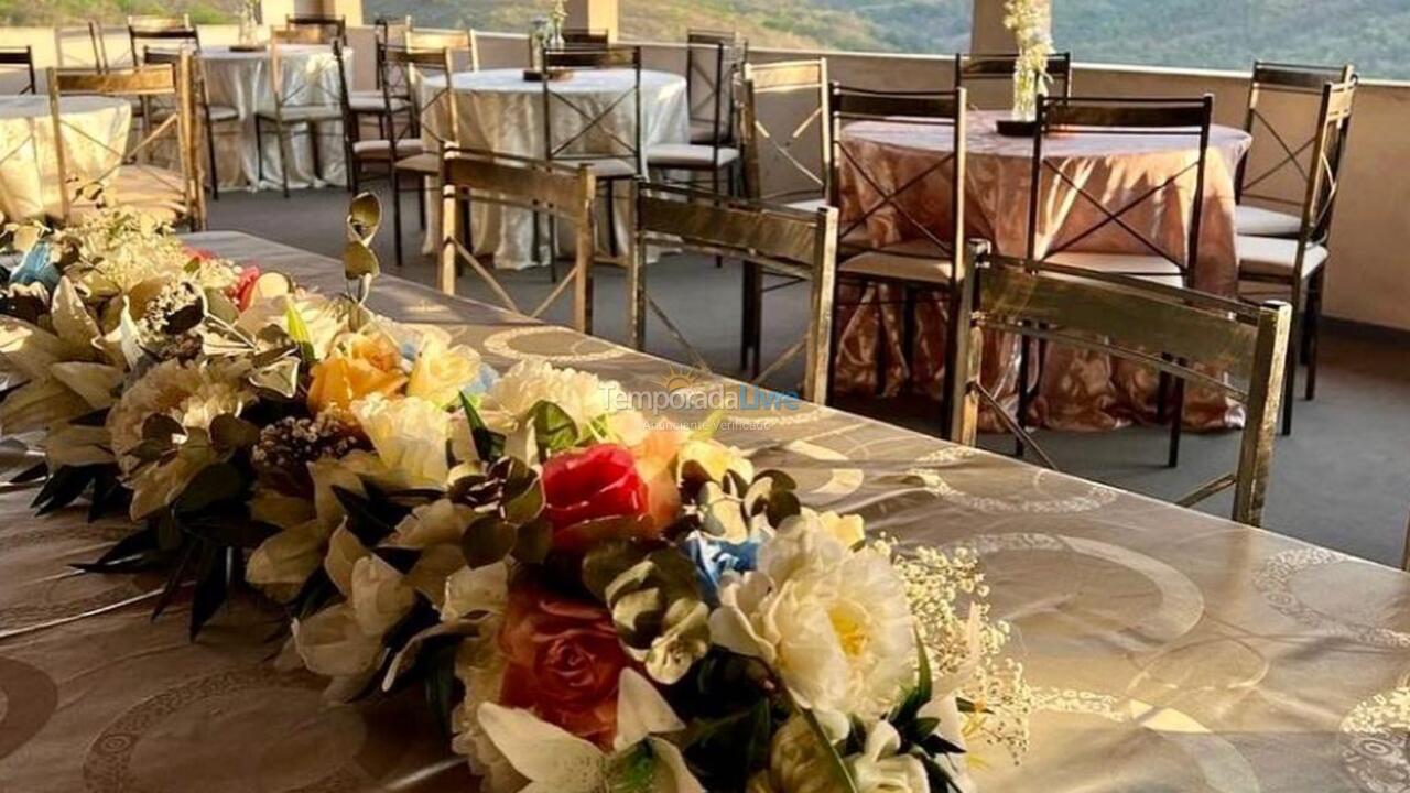 Granja para alquiler de vacaciones em Sete Lagoas (Serra de Santa Helena)