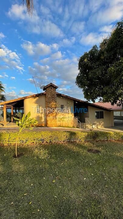Granja para alquiler de vacaciones em Sete Lagoas (Serra de Santa Helena)