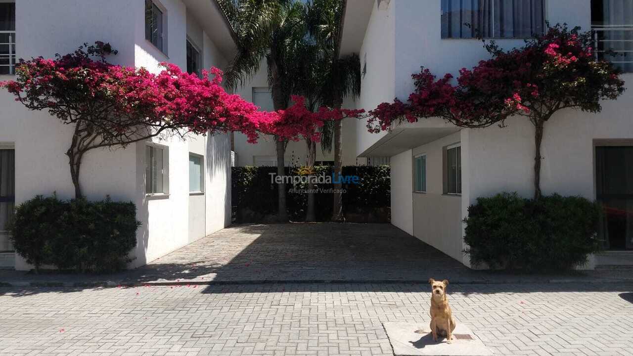 Apartamento para aluguel de temporada em Florianopolis (Praia dos Ingleses)