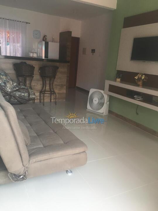 Casa para aluguel de temporada em Armação dos Búzios (Praia de Tucuns)