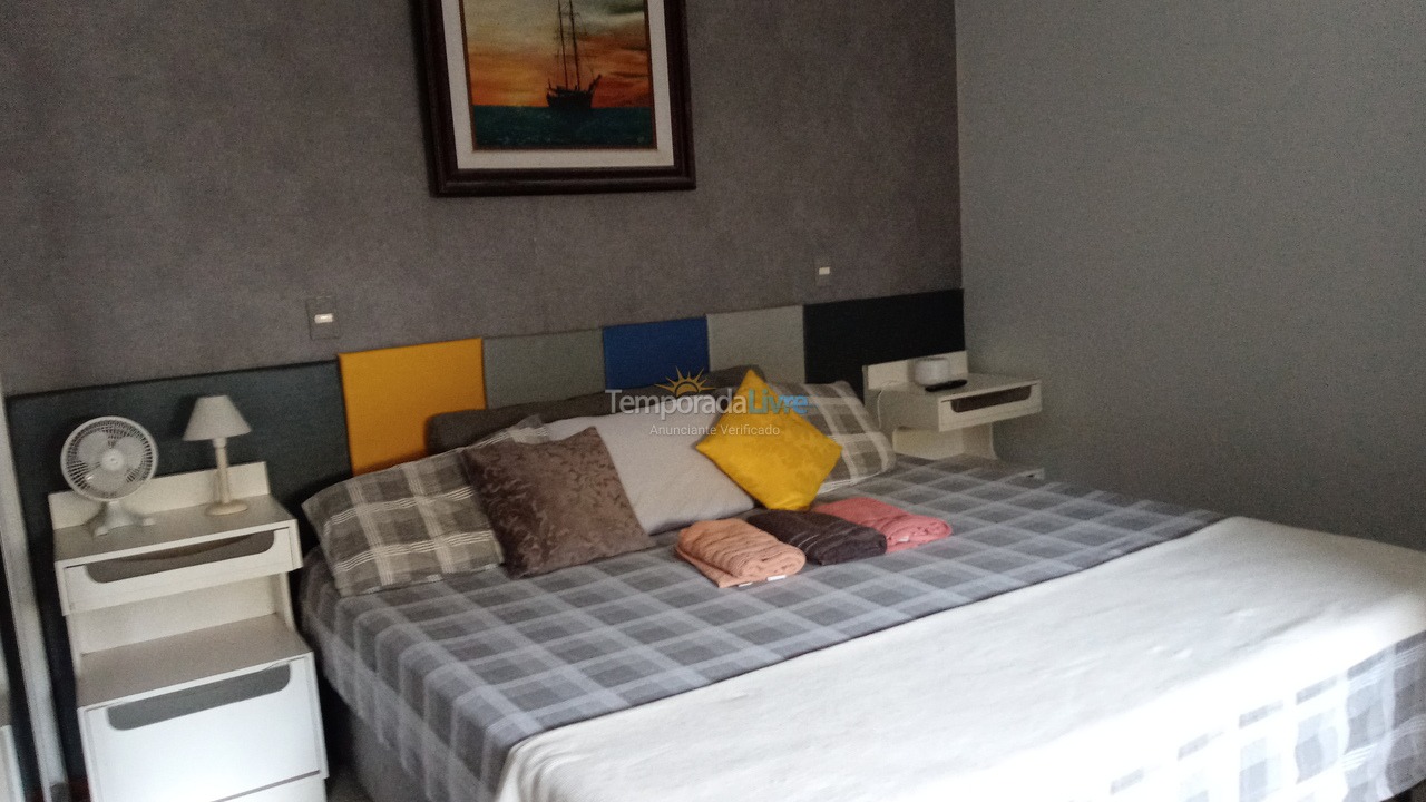 Apartamento para aluguel de temporada em Cabo Frio (Praia do Forte)