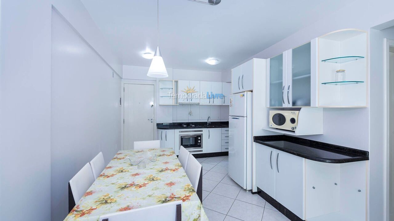 Apartamento para alquiler de vacaciones em Bombinhas (Praia de Bombas)