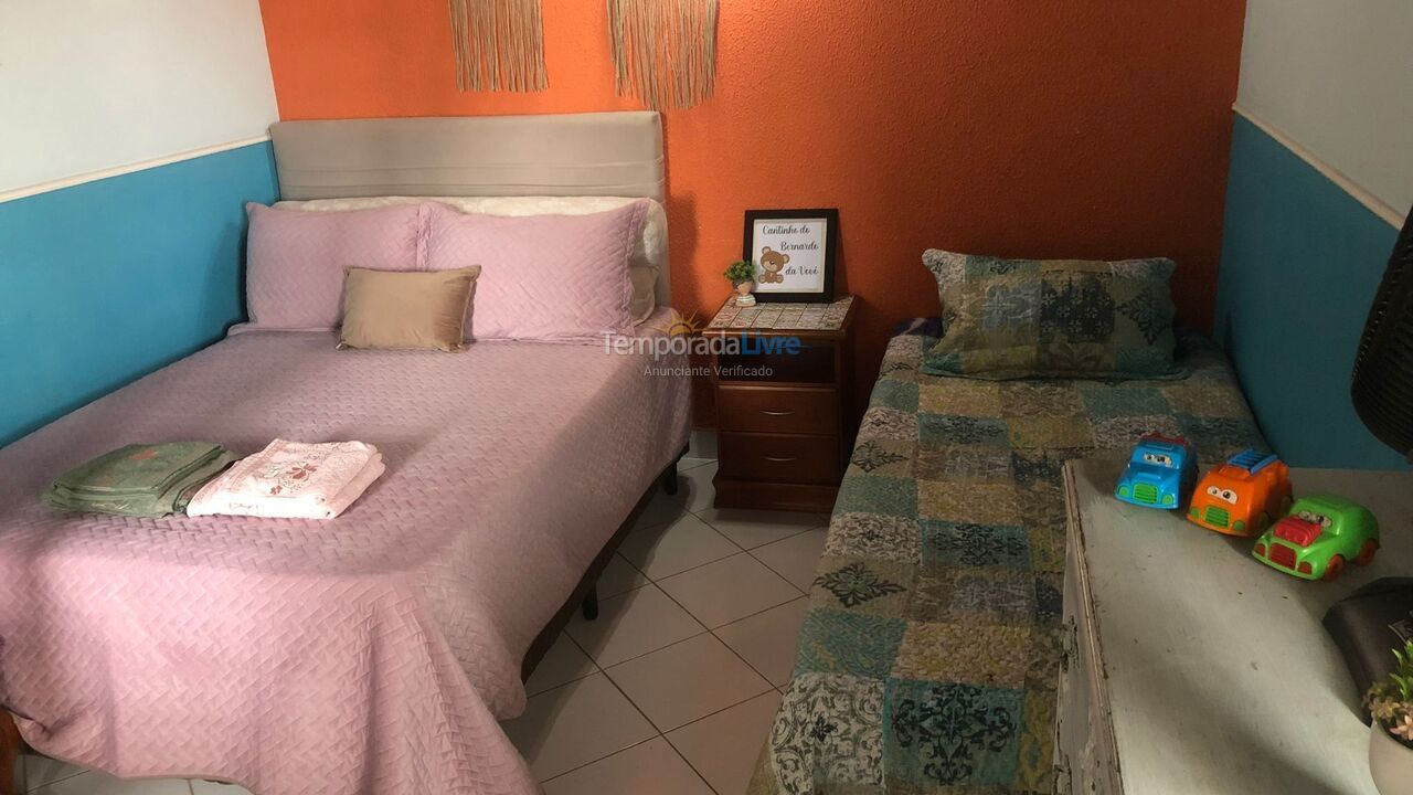 Casa para alquiler de vacaciones em Peruíbe (Park daville)